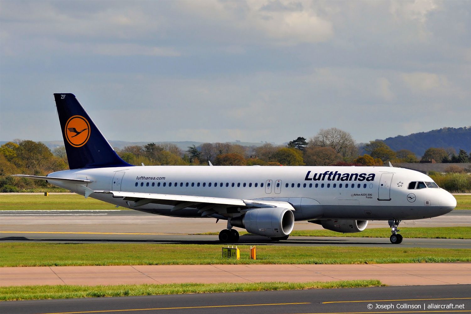 D-AIZF (4289) 2010 Airbus A320-214