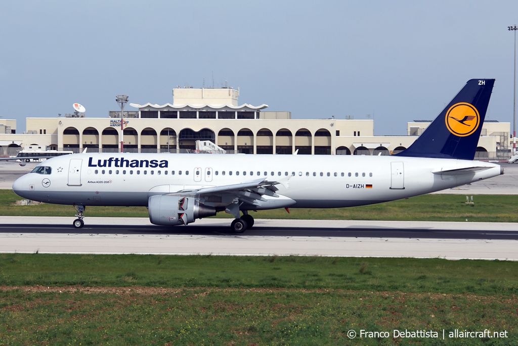 D-AIZH (4363) 2010 Airbus A320-214