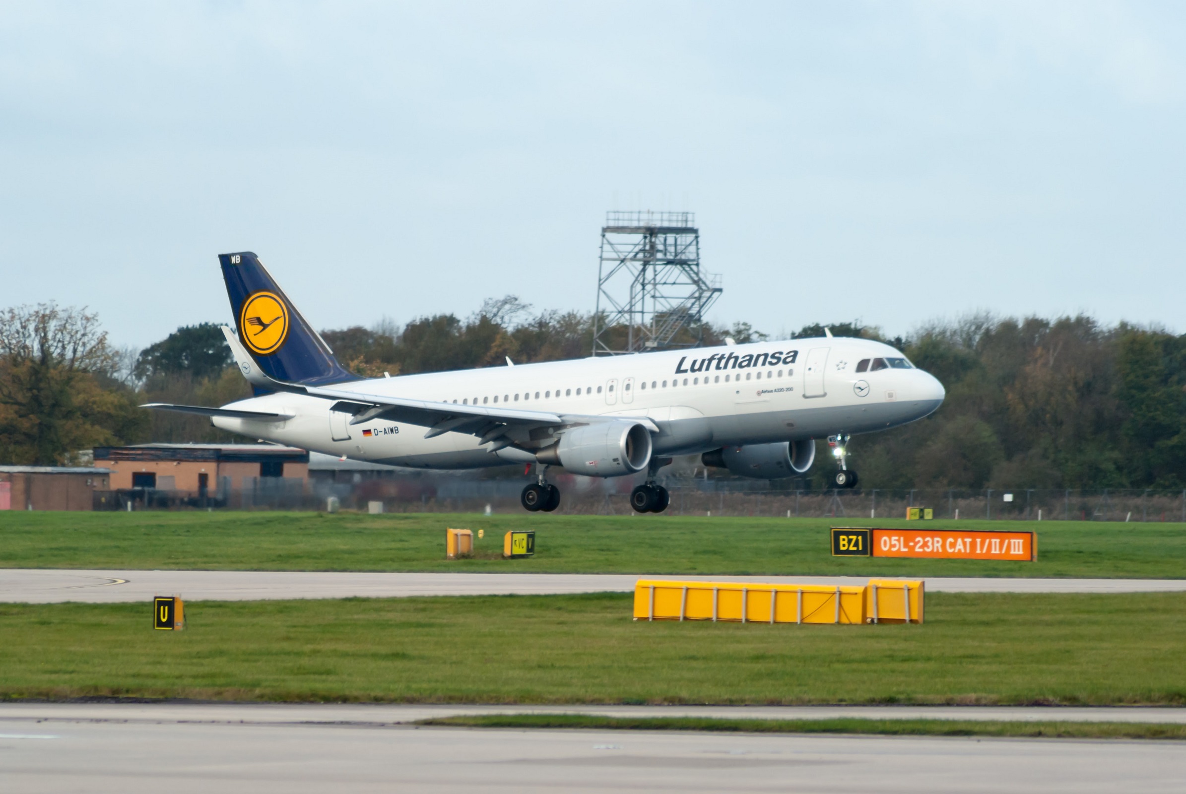 D-AIWB · Airbus A320-214 · (MAN / EGCC)