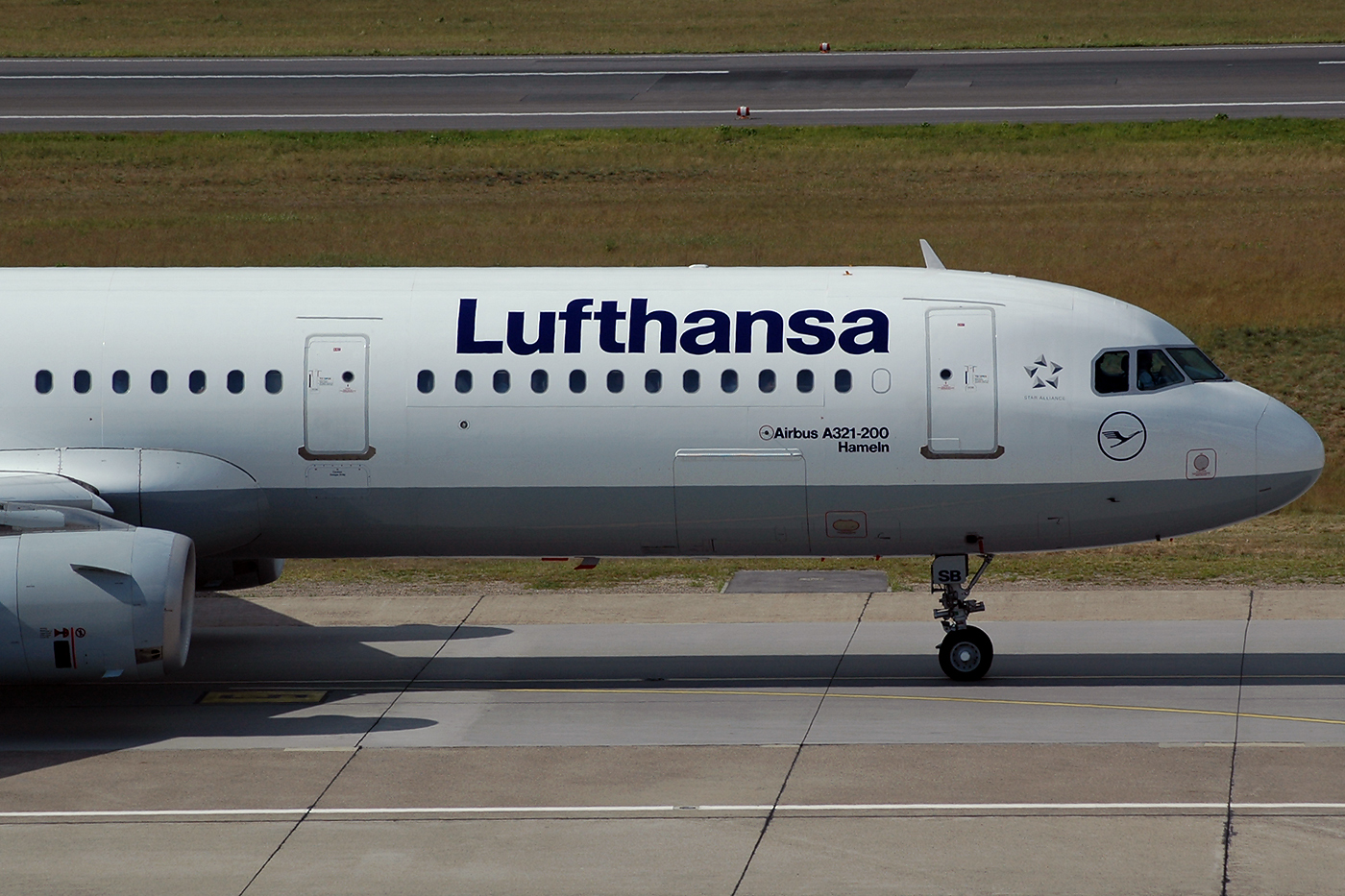 D-AISB, (cn 1080), Airbus A321-231