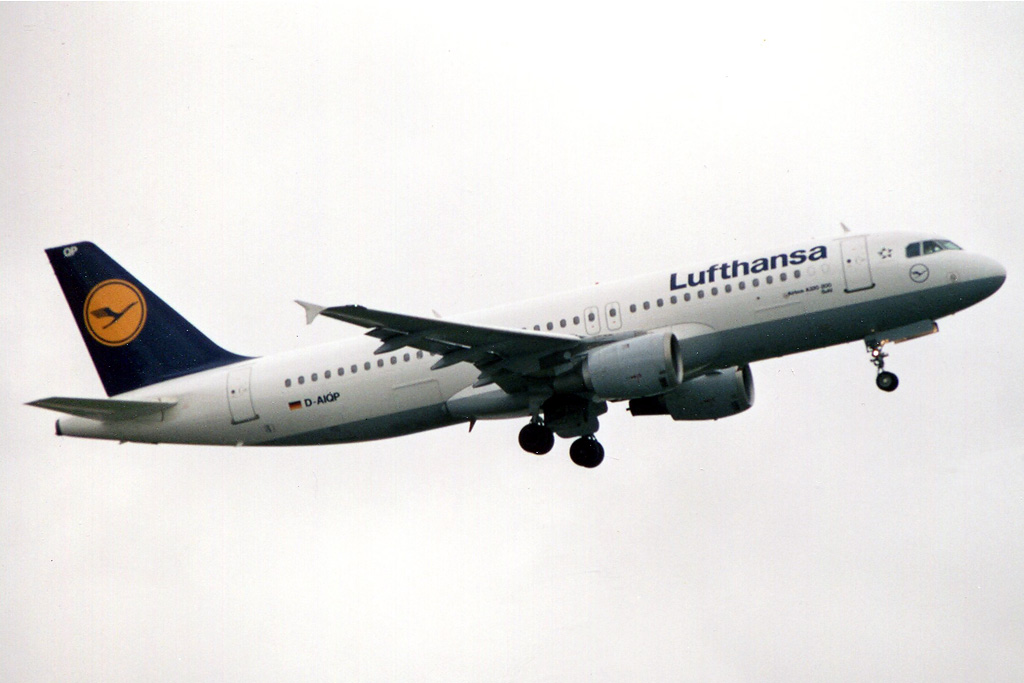 D-AIQP (346) 1992 Airbus A320-211