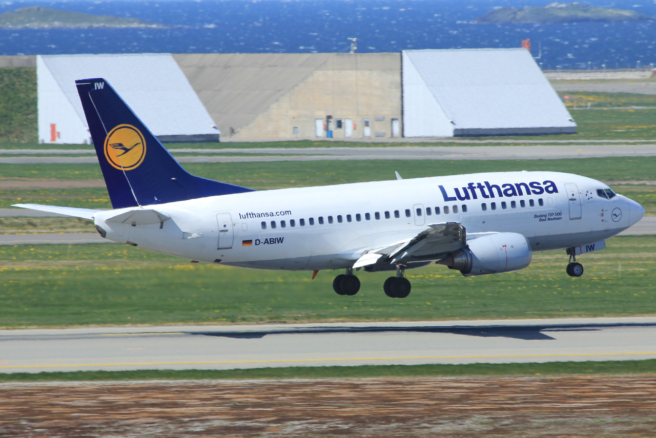 D-ABIW (24945) 1991 Boeing 737-530