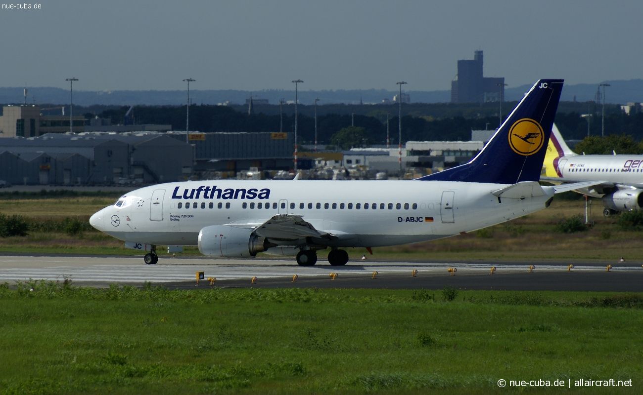 D-ABJC (25272) 1991 Boeing 737-530