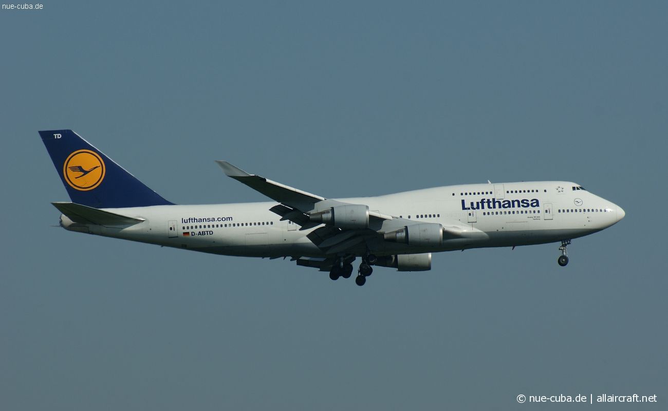 D-ABTD (24715) 1990 Boeing 747-430(M)