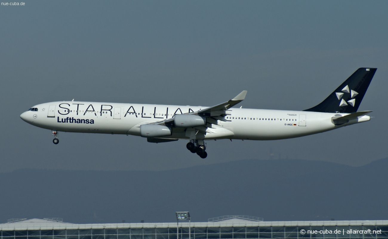 D-AIGC (027) 1993 Airbus A340-311