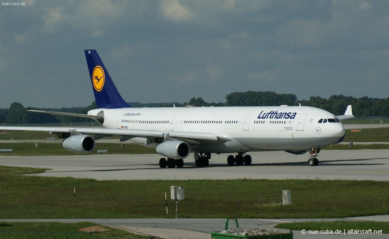 D-AIGU (321) 2000 Airbus A340-313