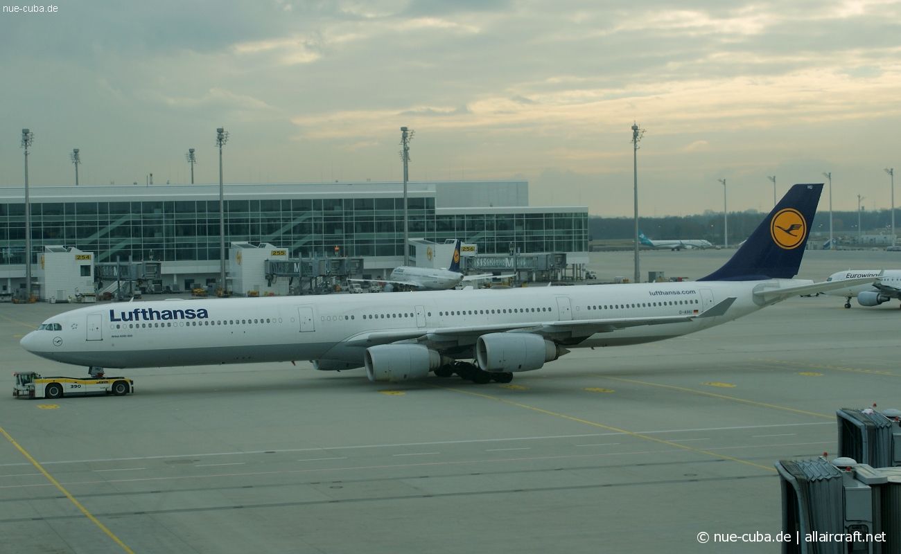 D-AIHU (848) 2008 Airbus A340-642
