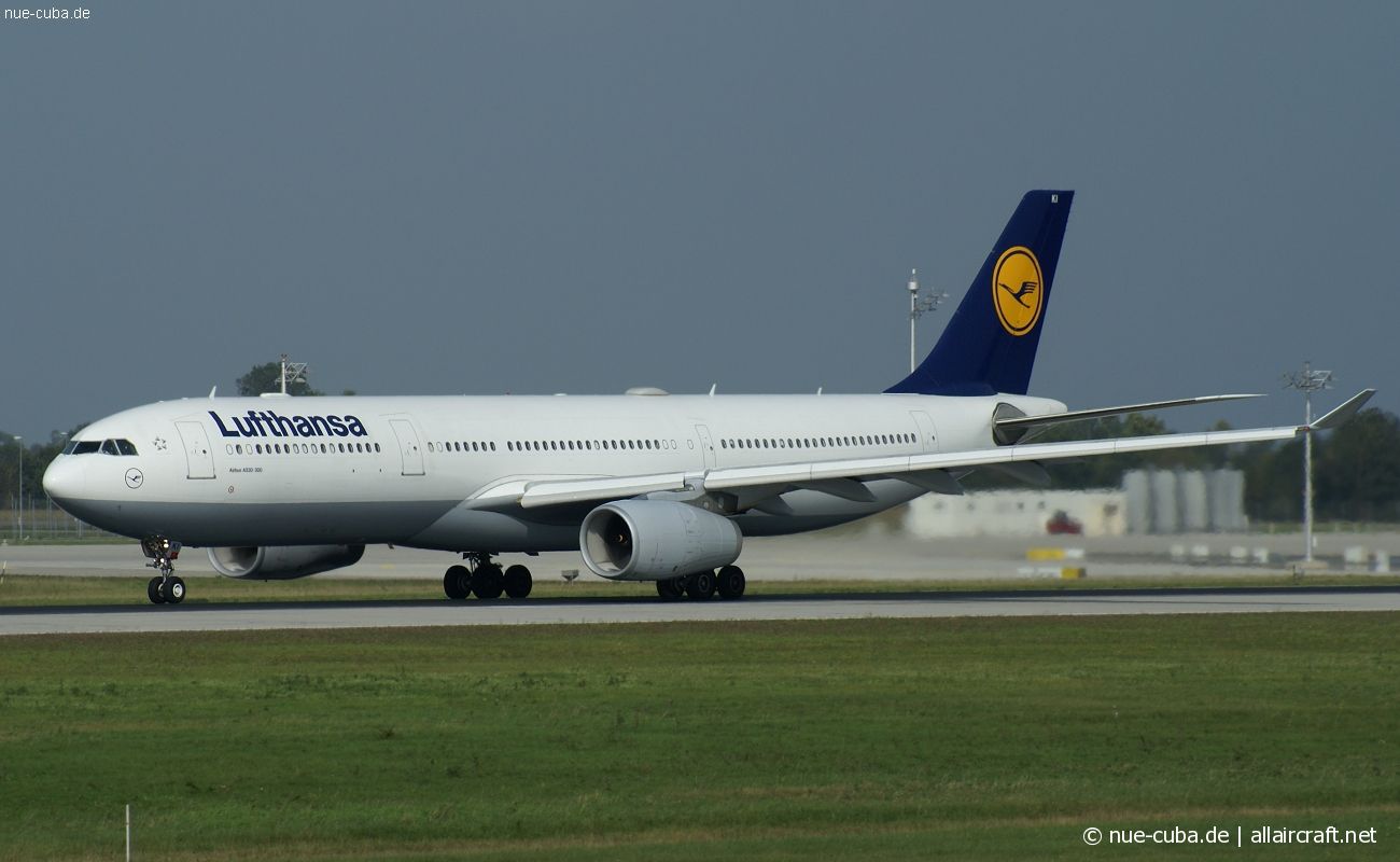 D-AIKI (687) 2005 Airbus A330-343