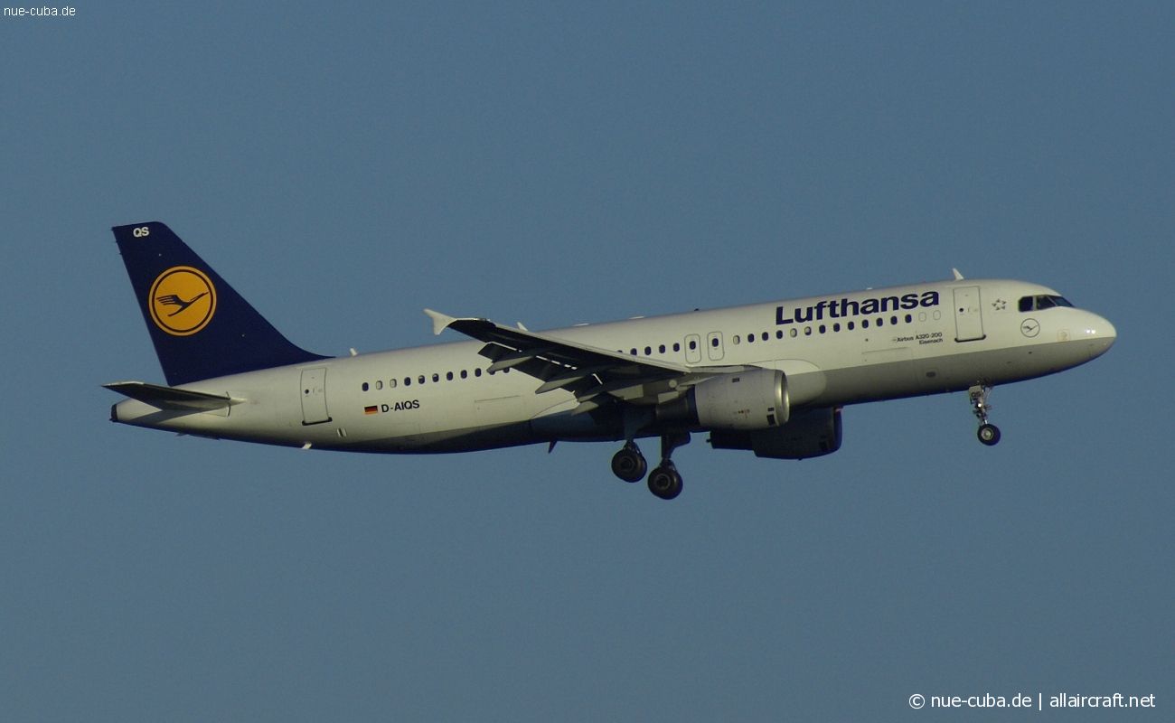 D-AIQS (401) 1993 Airbus A320-211