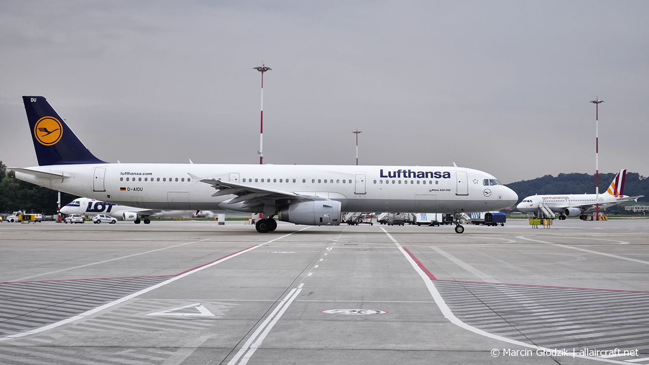 D-AIDU (5186) 2012 Airbus A321-231