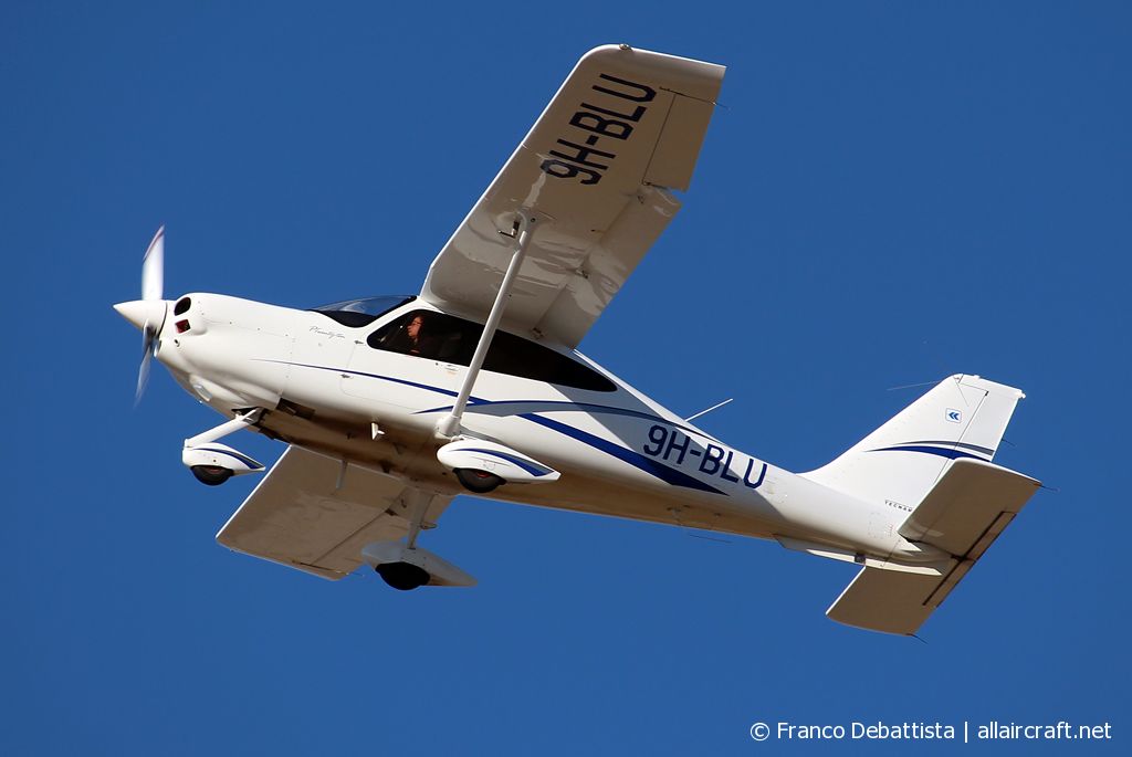 9H-BLU (01160) Tecnam P2010