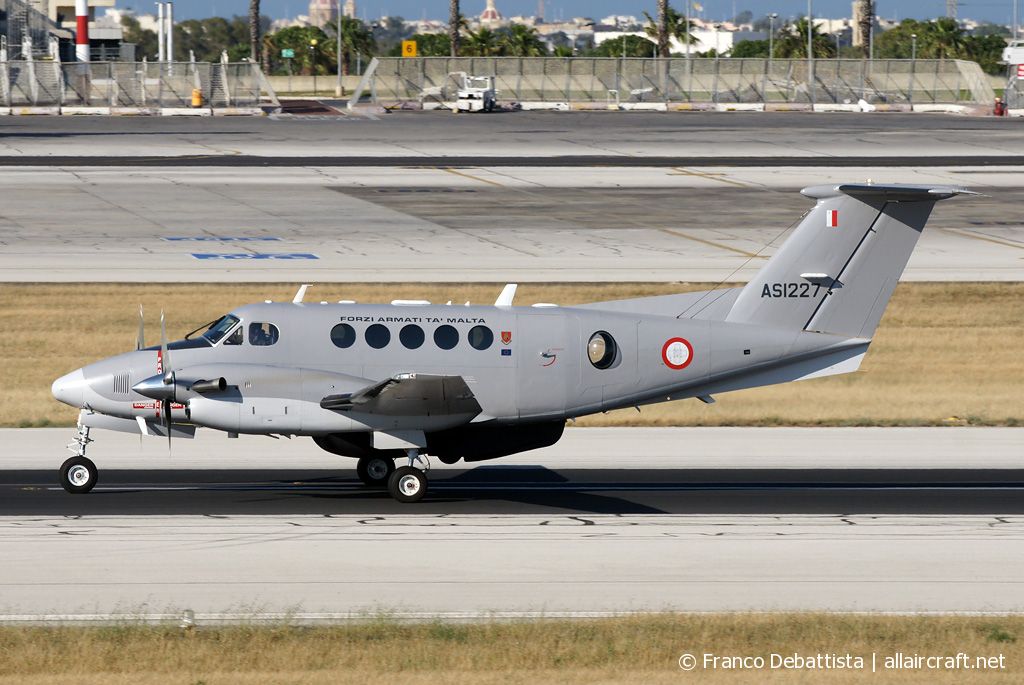 AS1227 (BB-2018) 2010 Beechcraft B200