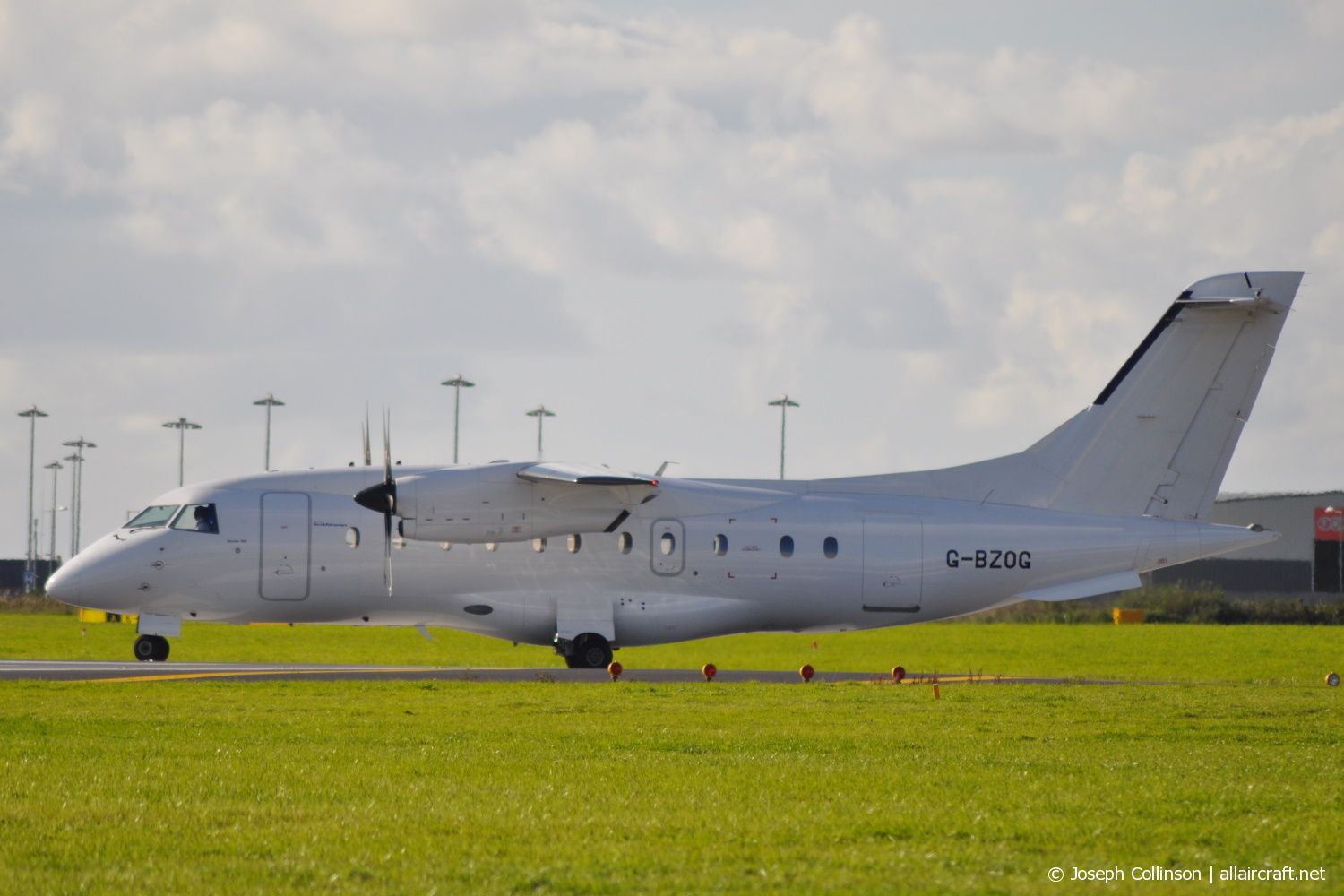 G-BZOG (3088) 1998 Dornier Do-328-110
