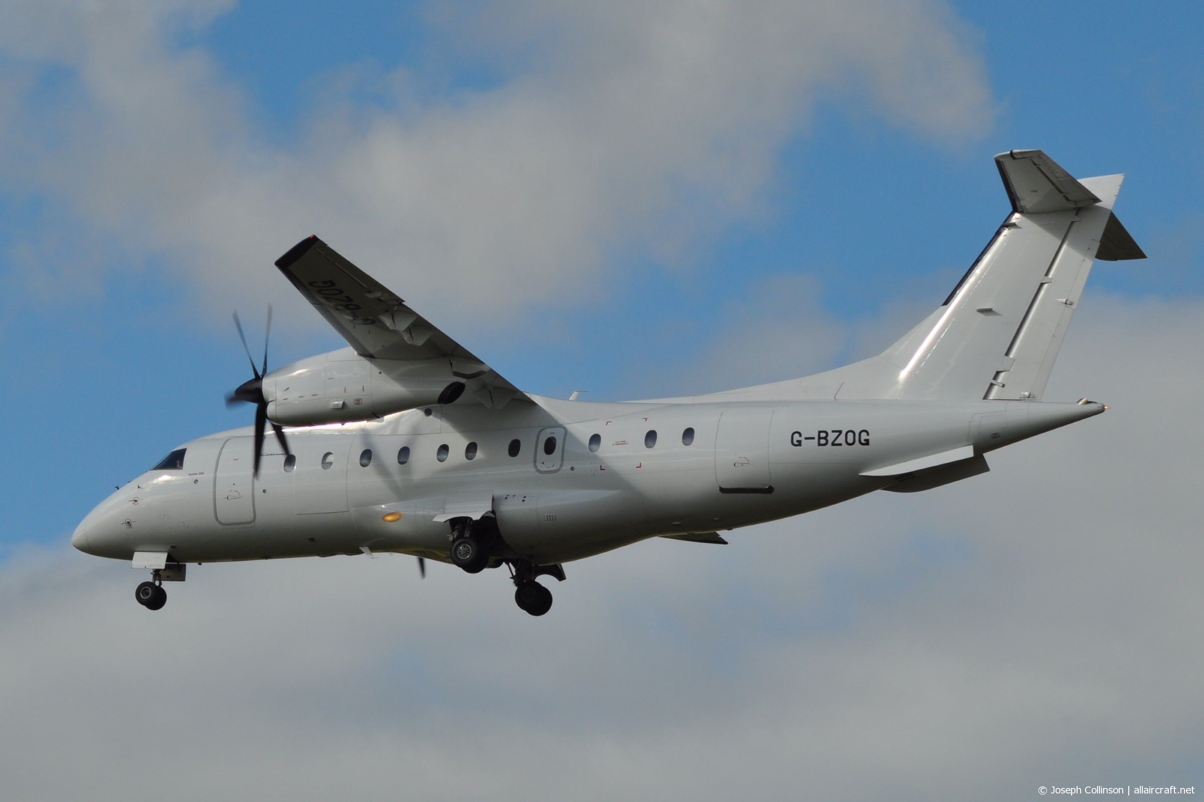 G-BZOG (3088) 1998 Dornier Do-328-110