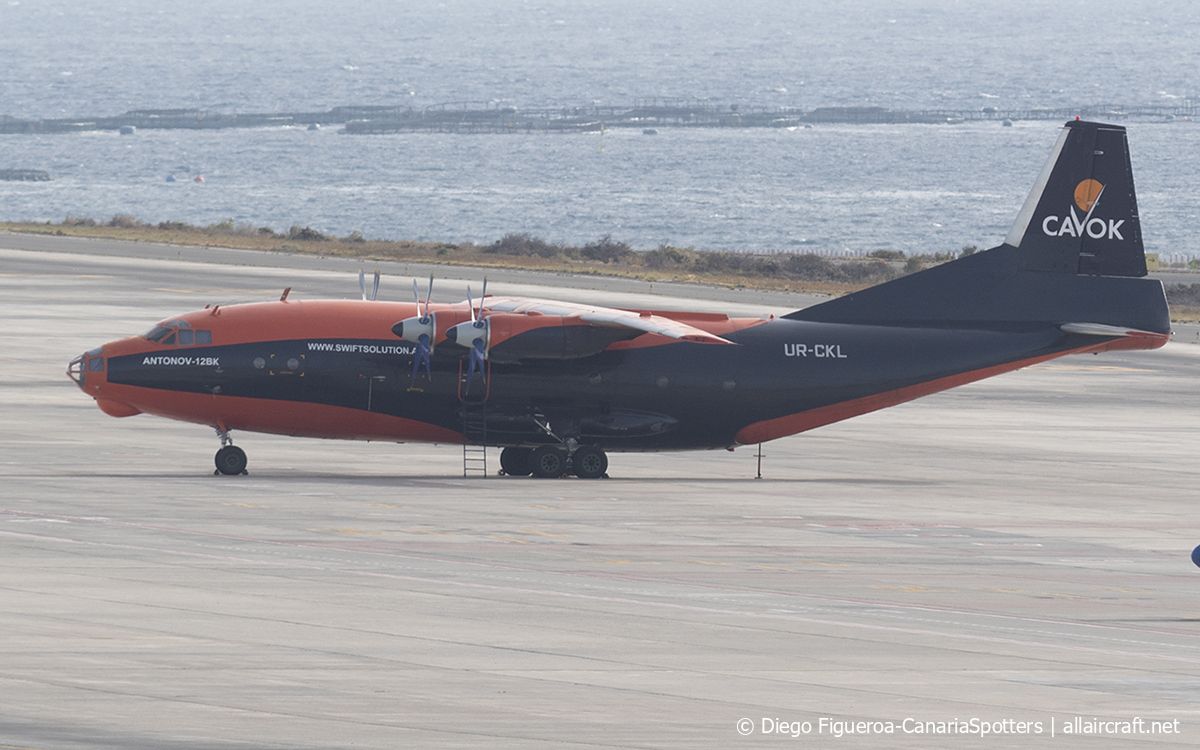 UR-CKL (01348005) 1971 Antonov An-12BK