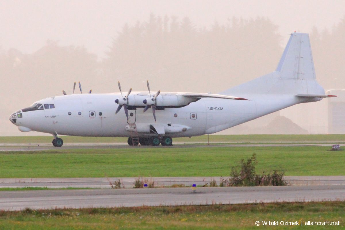 UR-CKM (02348207) 1972 Antonov An-12BP