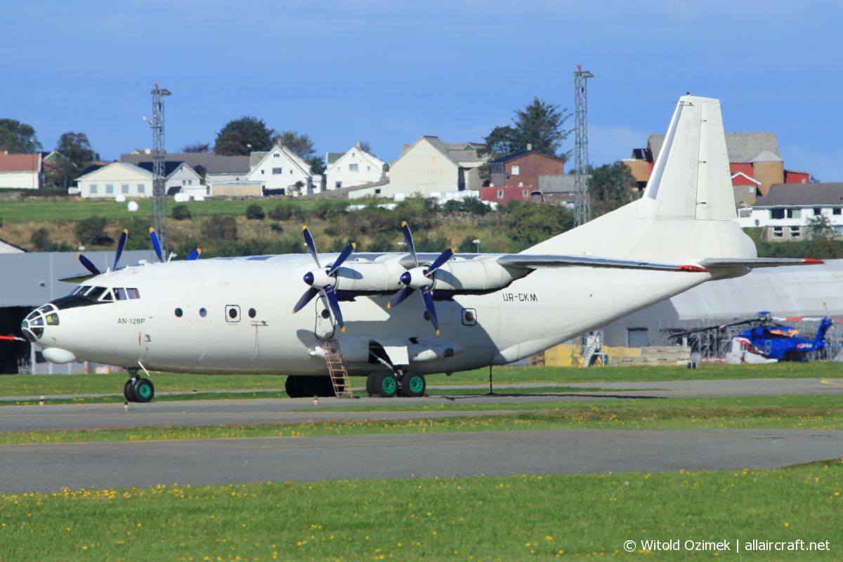 UR-CKM · Antonov An-12BP · (SVG / ENZV)