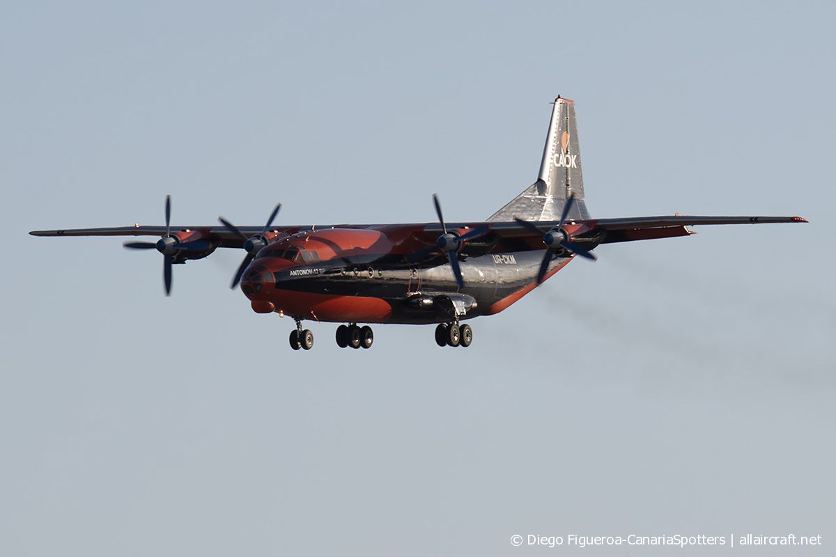 UR-CKM (02348207) 1972 Antonov An-12BP