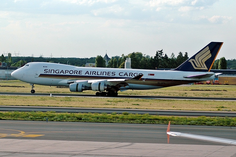 9V-SFA (26563) 1994 Boeing 747-412F