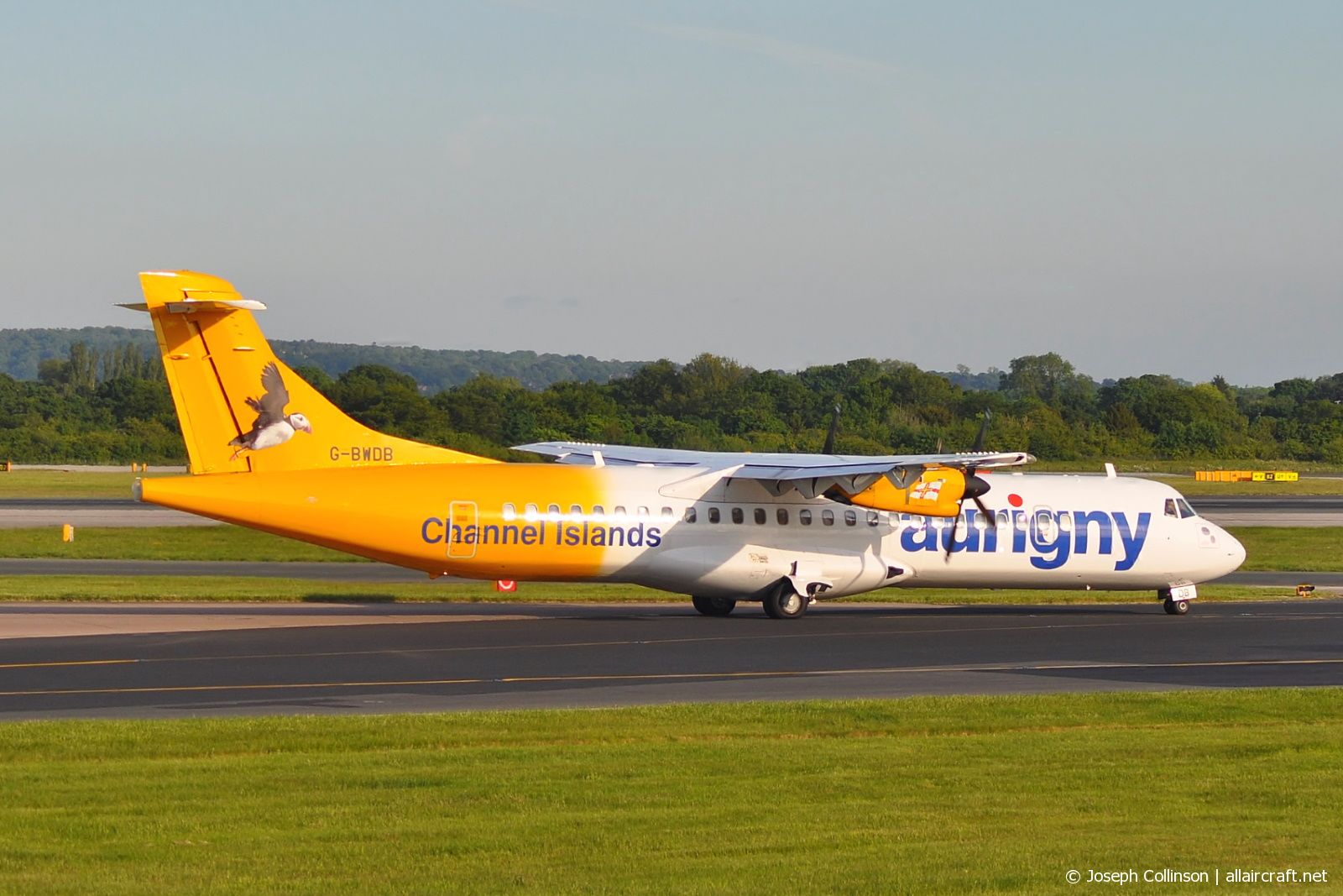 G-BWDB (cn 0449) ATR-72-200