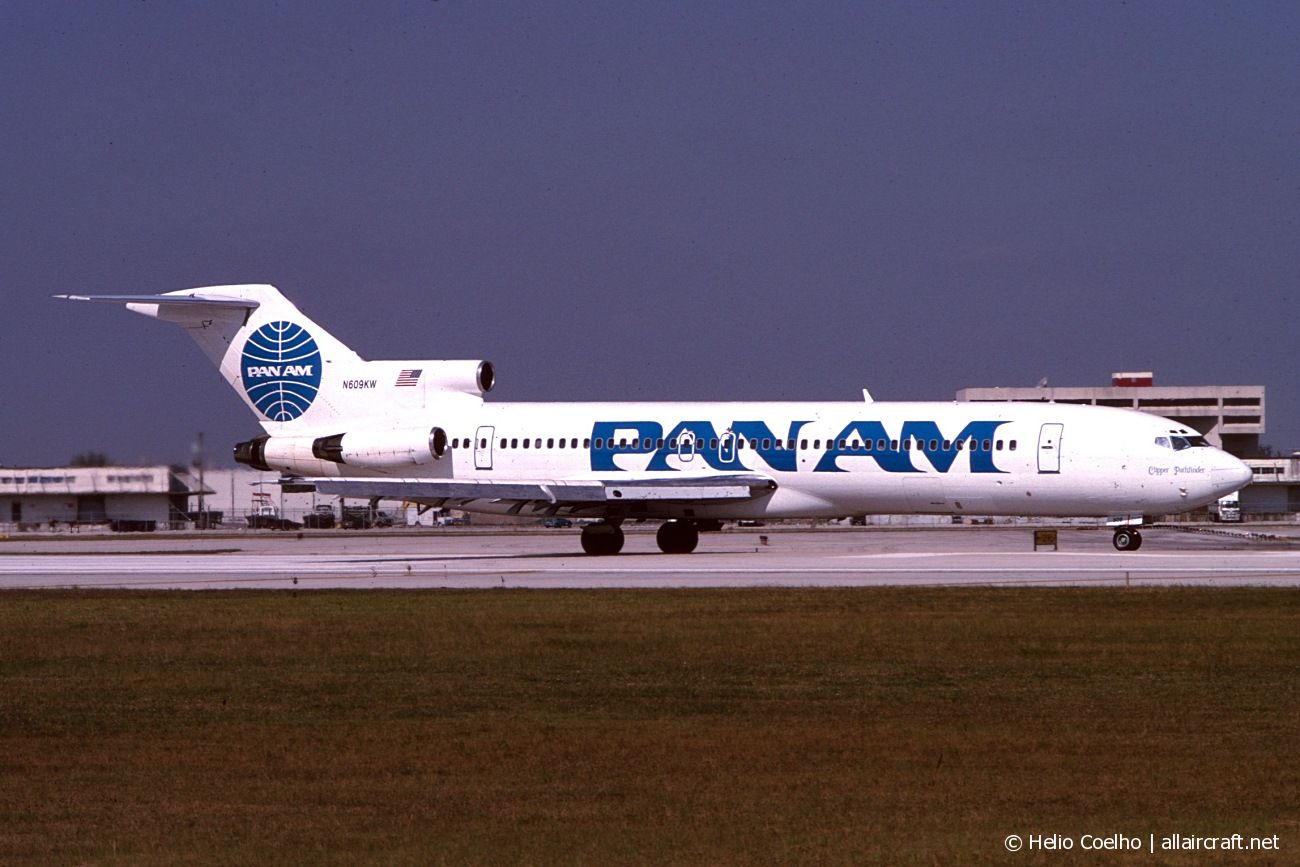 N609KW (21950) 1980 Boeing 727-282