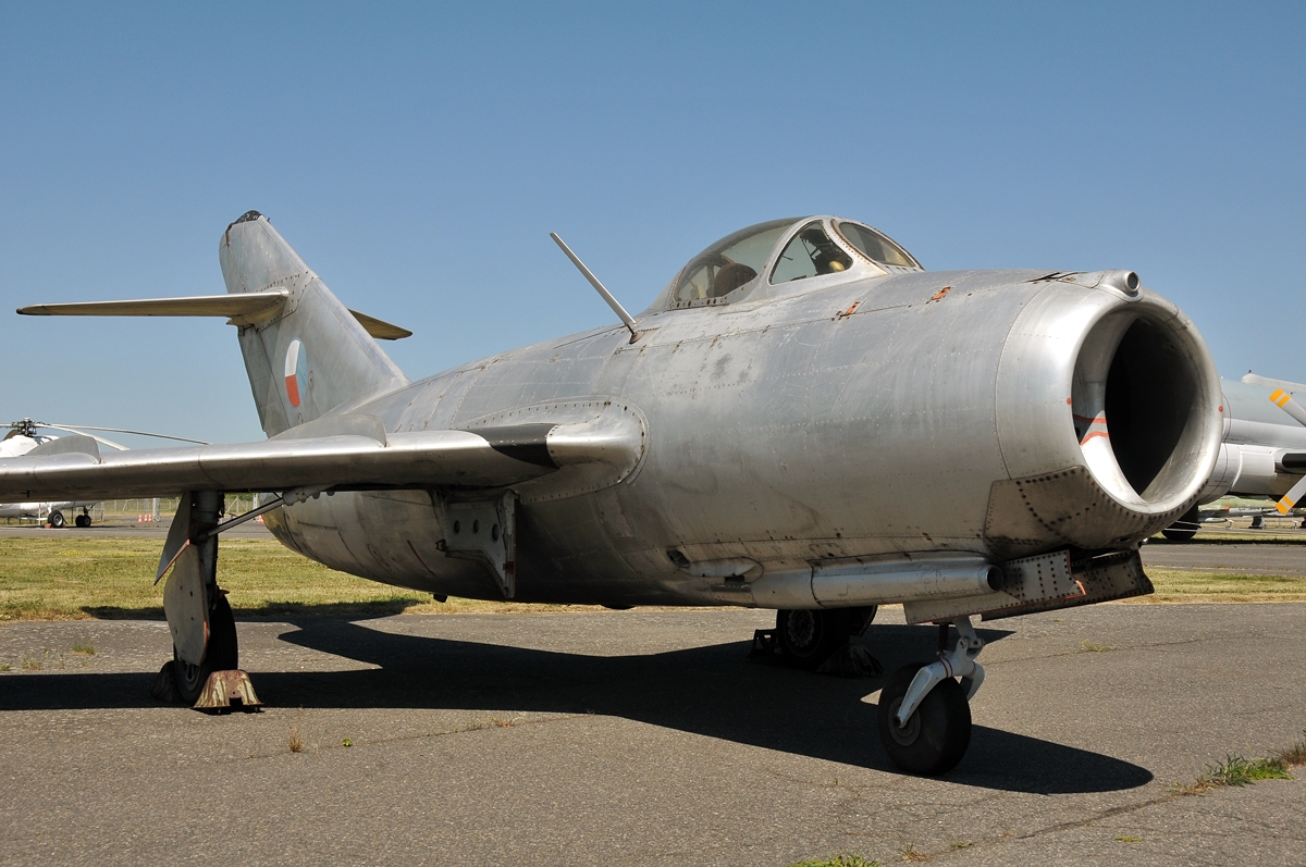 3905 (623905) Mikoyan-Gurevich MiG-15bis Fagot