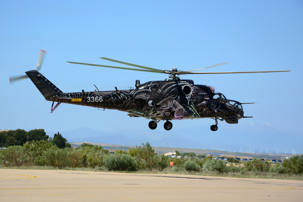 3366 ( 203366 ) 2005 Mil Mi-35 Hind E