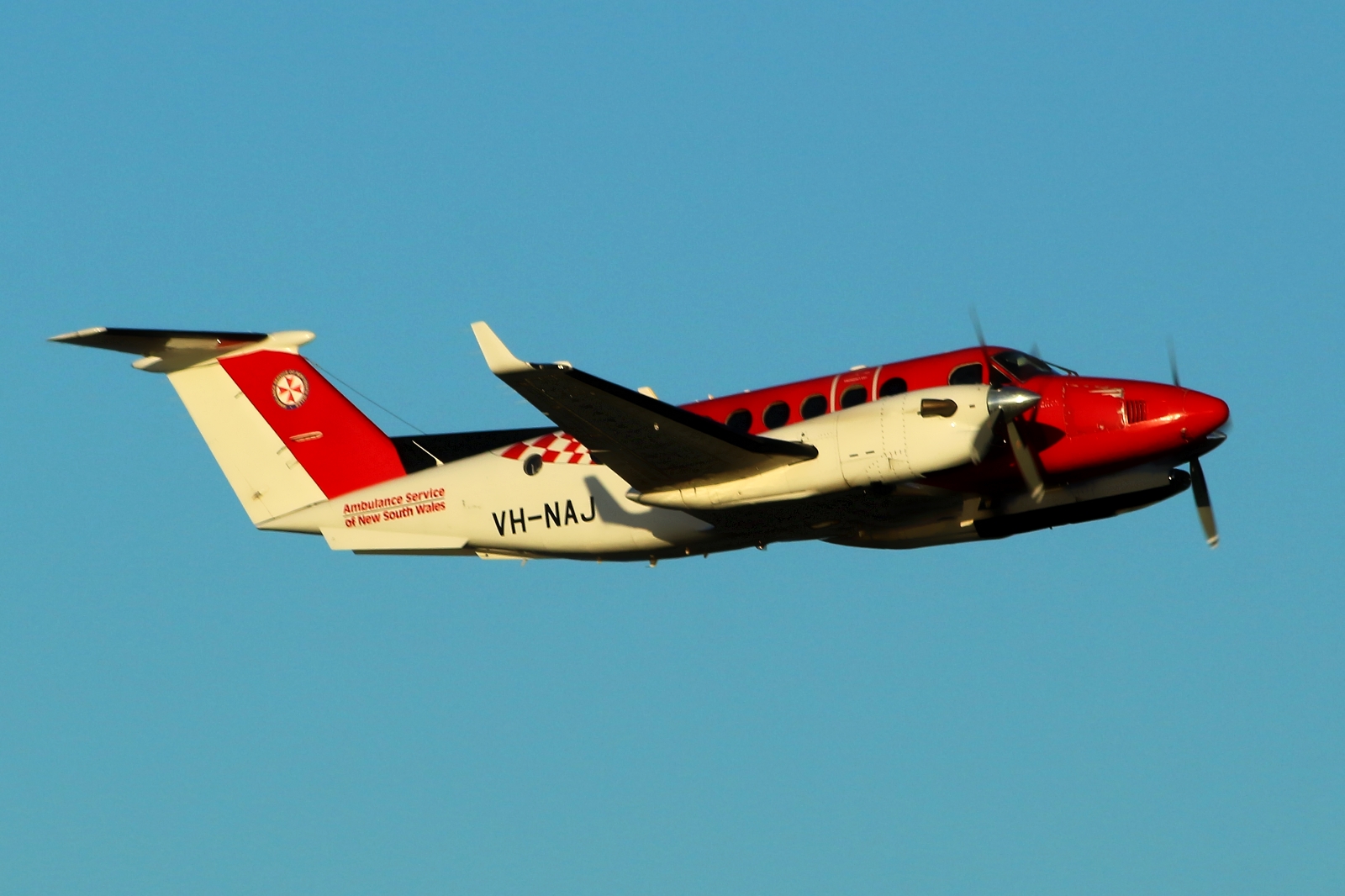VH-NAJ (FM-47) 2011 Beechcraft B300C