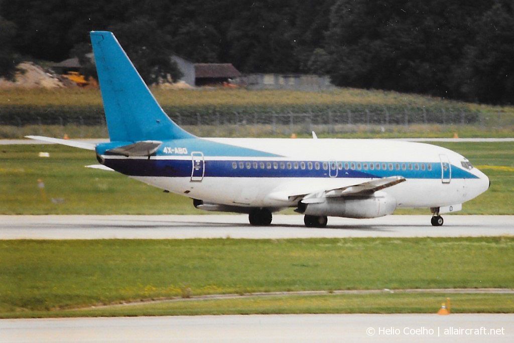 4X-ABO (cn 22857) Boeing 737-258(A)