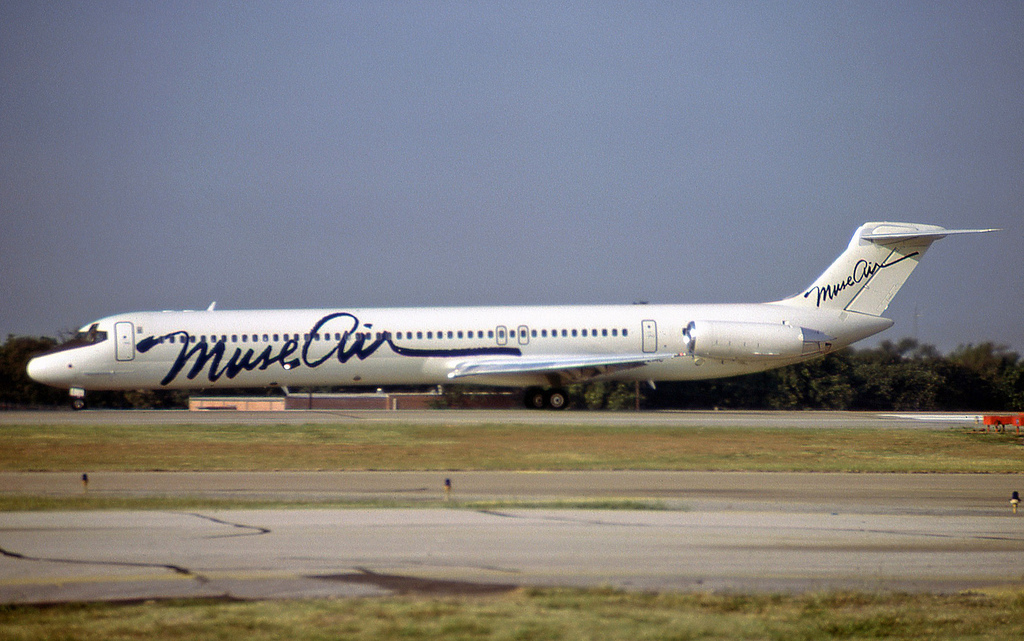 N932MC (49120) 1982 McDonnell Douglas MD-82