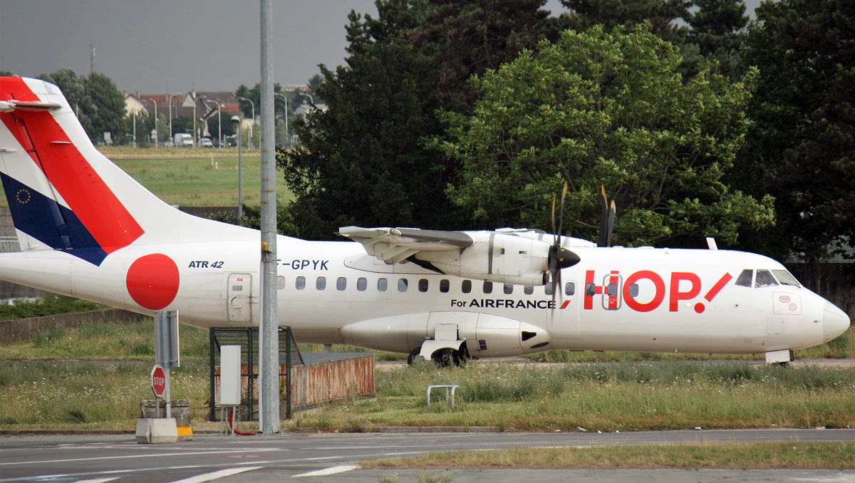 F-GPYK (0537) 1997 ATR 42-500