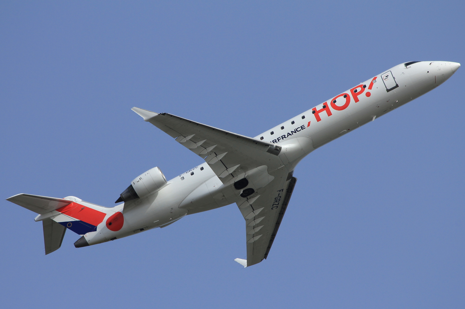 F-GRZC (cn 10008) Bombardier CRJ-701