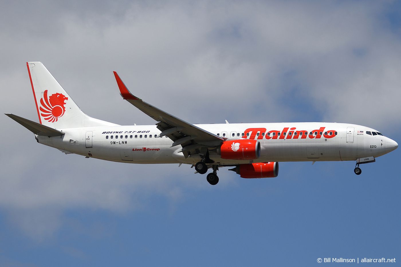 9M-LNW (39875) 2015 Boeing 737-8GPWL