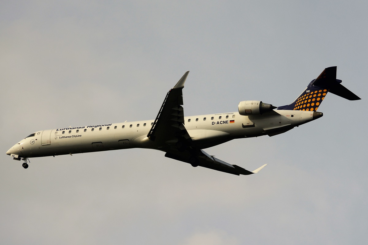 D-ACNE (cn 15241) Bombardier CRJ-900