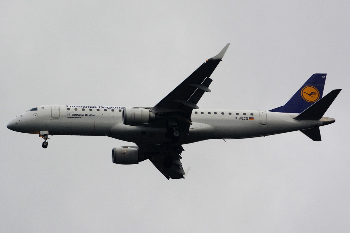 D-AECG (19000368) Embraer 190-100LR