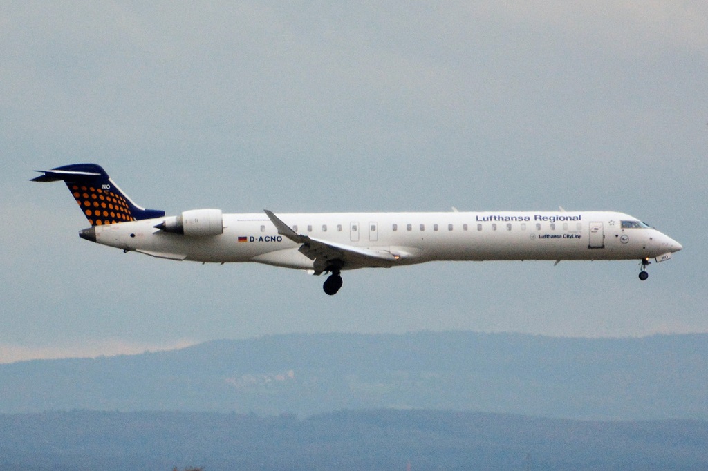 D-ACNO (cn 15255) Bombardier CRJ-900