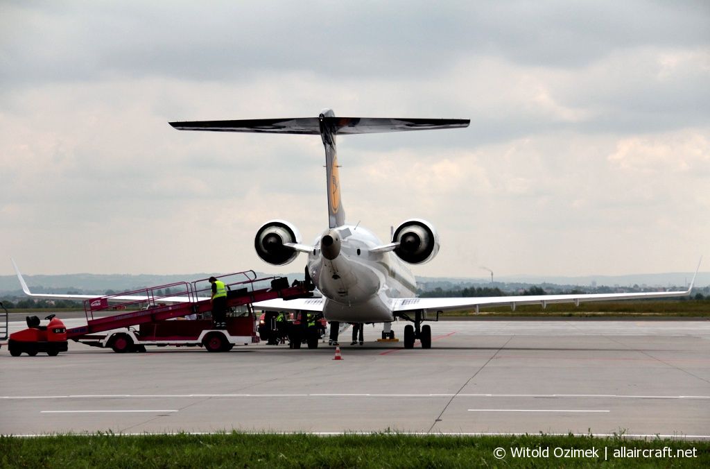 D-ACPG (10034) 2002 Bombardier CRJ-701