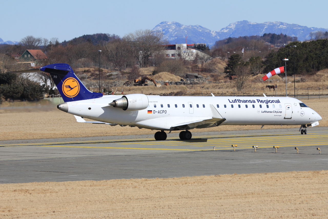 D-ACPO (10085) 2002 Bombardier CRJ-701ER