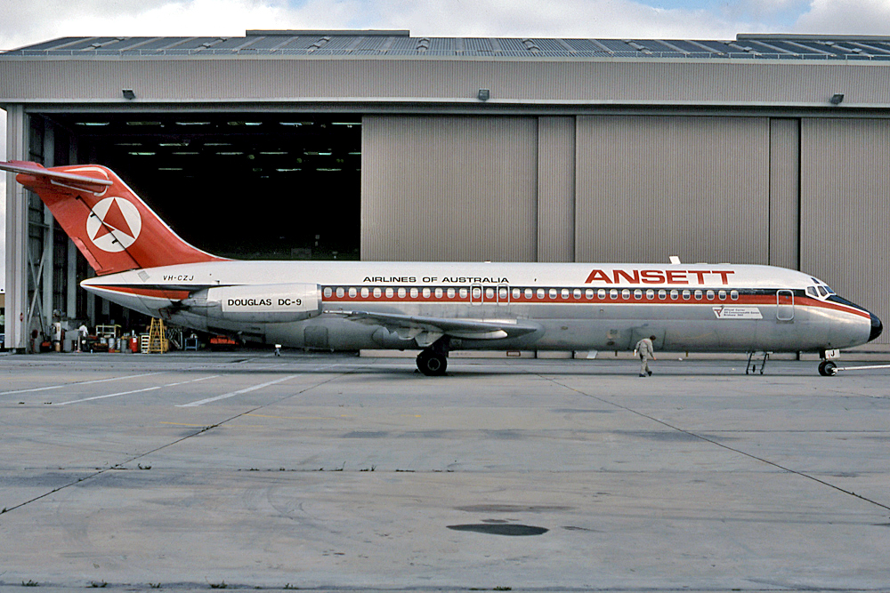 VH-CZJ (cn 47547) McDonnell Douglas DC-9-31