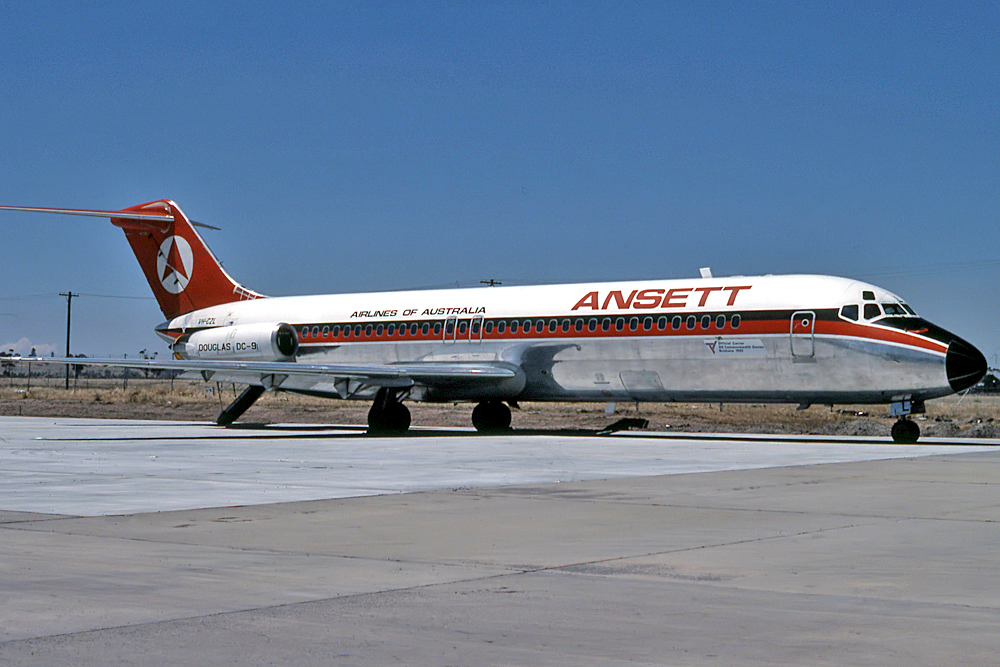 VH-CZL (cn 47549) McDonnell Douglas DC-9-31