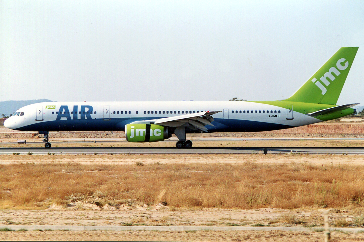 G-JMCF (24369) 1989 Boeing 757-28A