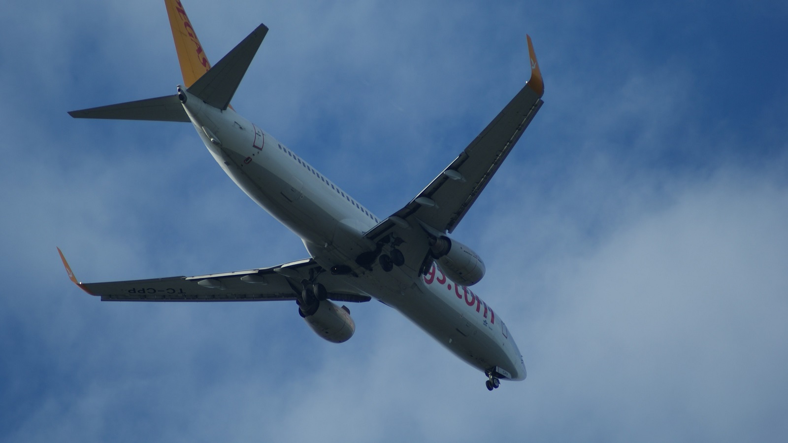 TC-CPP (32903) 2002 Boeing 737-804 WL