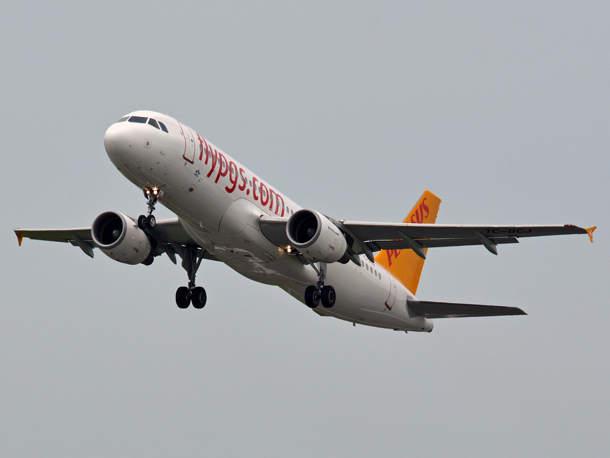 TC-DCJ (4175) 2010 Airbus A320-214