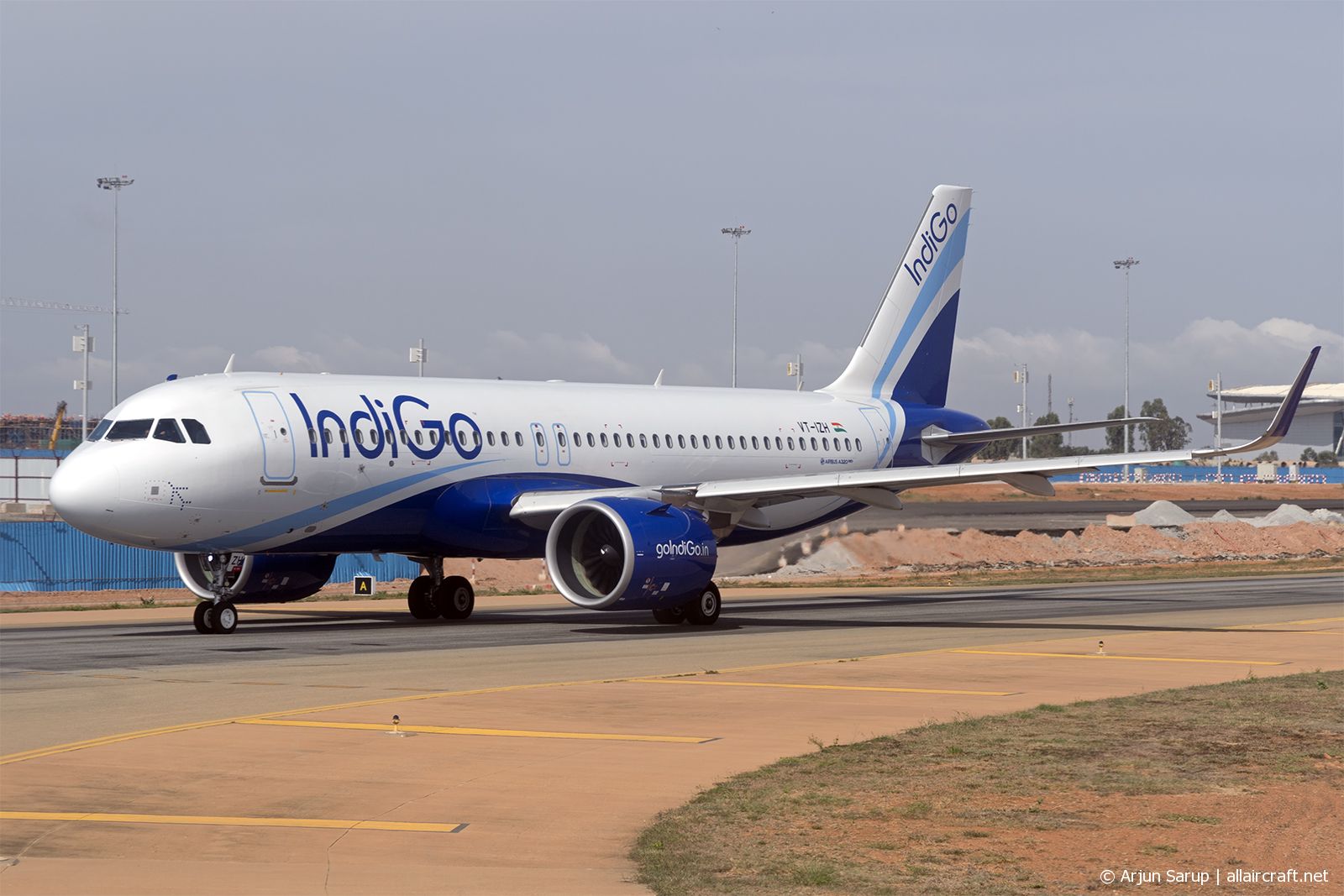 VT-IZH (8558) 2018 Airbus A320-271N