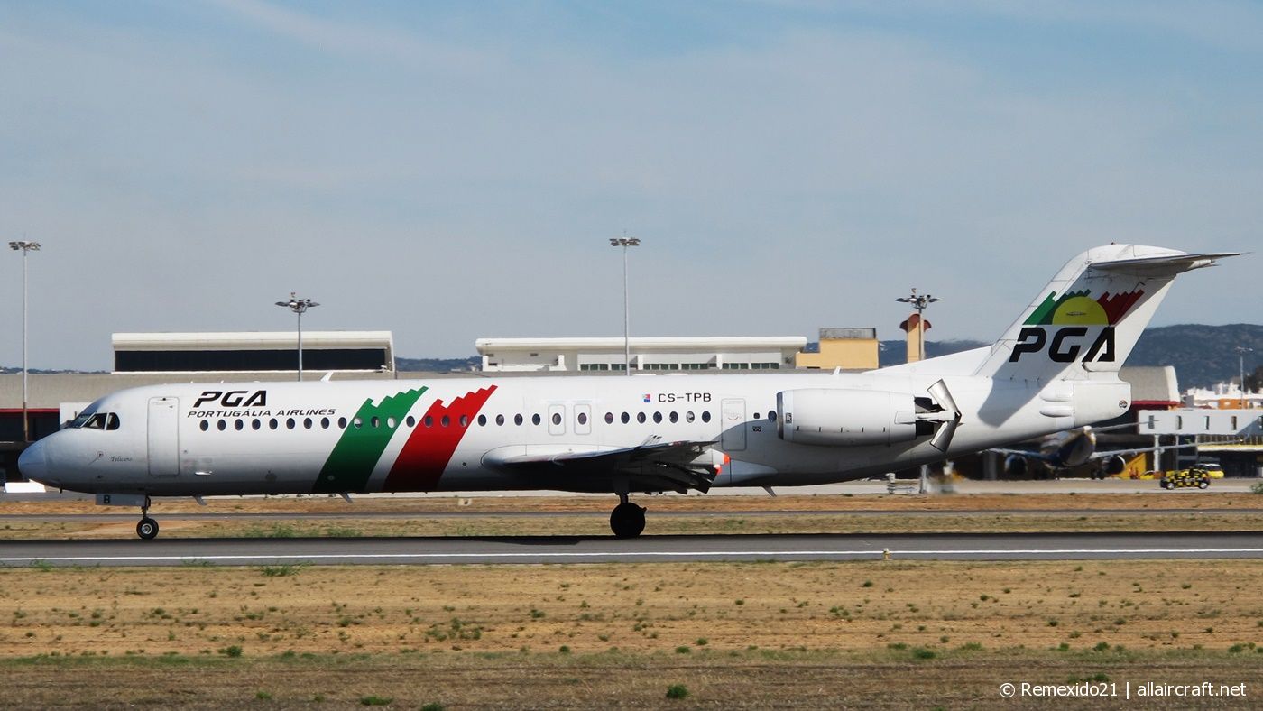 CS-TPB (11262) 1990 Fokker 100