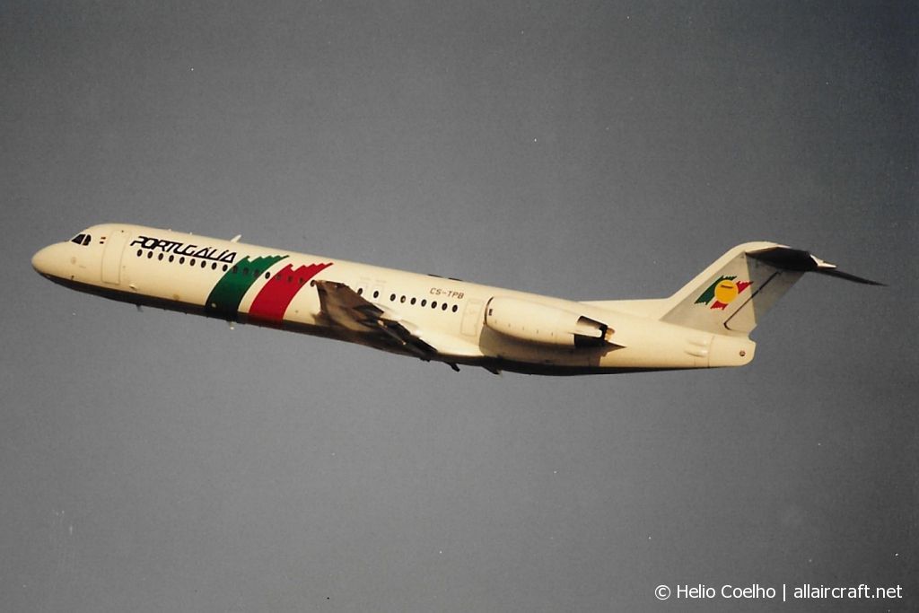 CS-TPB (11262) 1990 Fokker 100