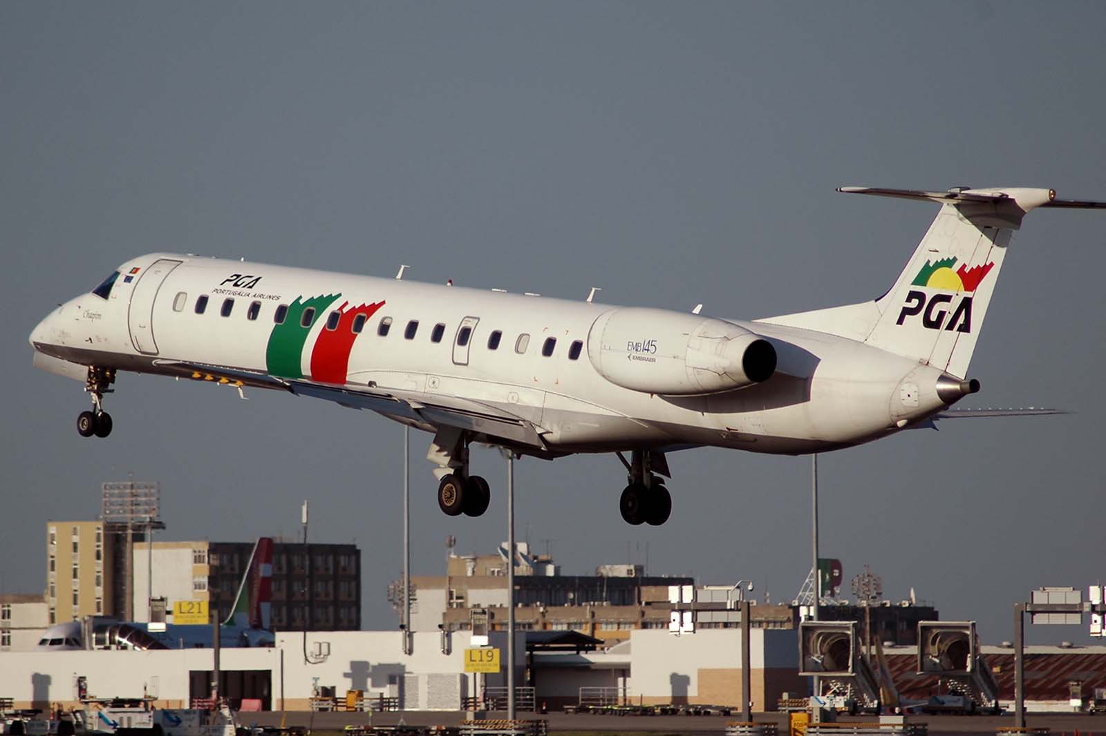 CS-TPJ (145036) 1997 Embraer ERJ-145EP