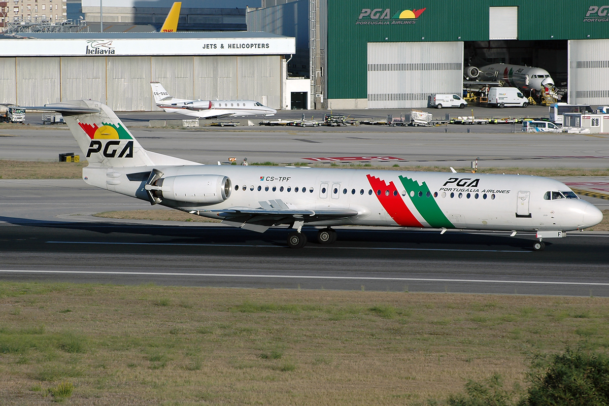 CS-TPF (11258) 1989 Fokker 100