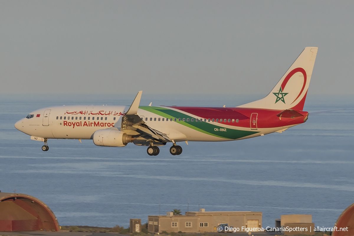 CN-RNZ (33058) 2003 Boeing 737-8B6(WL)
