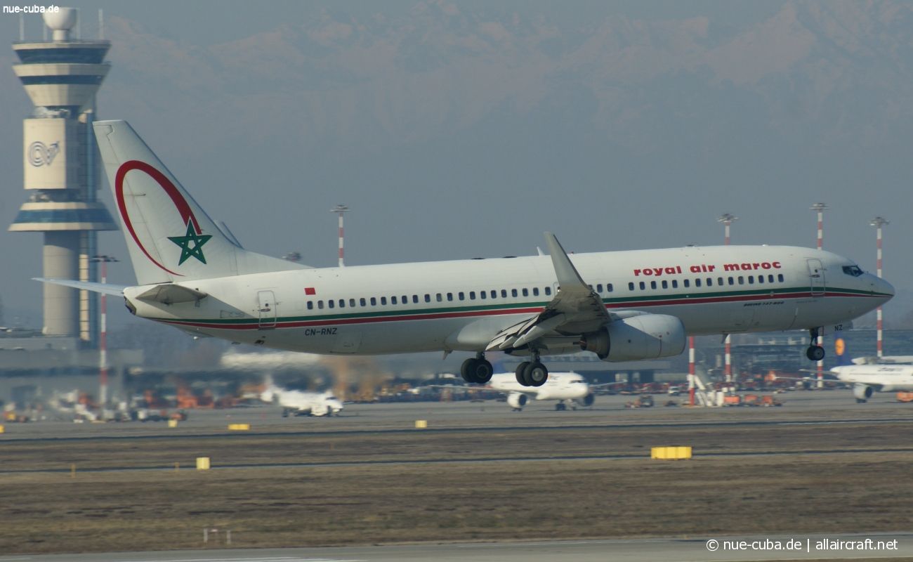 CN-RNZ (33058) 2003 Boeing 737-8B6(WL)